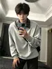 Sudadera con capucha tipo polo gris de retazos para hombre para otoño, con bordado, peso pesado, estilo universitario, prenda exterior de alta gama