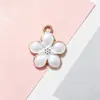 Colgante Pequeño de Aleación Flor de Cerezo de Cinco Pétalos Gota de Aceite Colgante de Flor Colorida DIY Pulsera Accesorios para el Cabello Accesorios de Joyería Hechos a Mano