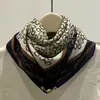 Bufanda de Seda con Hebilla Magnética para Mujer, Pañuelo de Cuello de Lunares, Pañuelo Cuadrado Pequeño, Bufanda de Seda Versátil de Verano de 70 cm, Cinta con Acabado de Lujo, Combinado con una Camisa