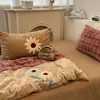 Daisy Love Terciopelo Suave Corto Terciopelo Leche Juego de Cuatro Piezas Invierno Coral Terciopelo Juego de Tres Piezas Cálido Engrosado Coral Terciopelo 2m