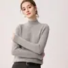 Suéter pullover de punto grueso 100% lana de cabra pura para mujer con cuello semialto y hombros raglán, perfecto como capa base