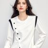 Estação Europeia de roupas femininas 2024 primavera novo design francês sentido ombro pescoço redondo T-shirt estilo ocidental idade reduzindo emagrecimento top