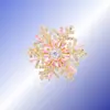 25 Años de Otoño e Invierno Nuevo Broche Giratorio de Copo de Nieve de Lujo de Alta Gama Atmosférico Pin Corsage Versátil Accesorios para Ropa de Traje