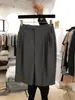 Pantalones de traje de cinco puntos para mujer verano delgado 2025 nuevo talla grande para mujer holgados adelgazantes cintura alta drapeados pantalones cortos de pierna ancha