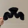 Lindo pasador de pinza de peluche grande para la nuca, nuevo pasador de tiburón para otoño e invierno 2026, elegante pasador de oso para recogidos
