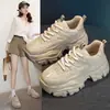 Zapatos de Malla Transpirables tipo Papá para Mujer, Novedad Versátil Popular Primavera y Otoño 2026 Tenis Casuales Blancos de Suela Gruesa