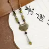 Colar de Maçã de Cerâmica Jingdezhen Colar Borboleta Dopamina Personalidade Fresca Feminina Moda Versátil Colar Venda por Atacado