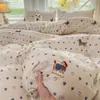 Juego de Cama de Cuatro Piezas de Algodón Lavado Supersuave Sábanas Clase A Fundas de Edredón Sábanas Ajustables Individual para Dormitorio de Estudiante Juego de Tres Piezas 4
