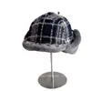Gorro Lei Feng Grueso Cálido a Cuadros Forrado de Lana para Otoño e Invierno para Mujer, Gorro de Protección para Orejas para Ciclismo de Otoño e Invierno, Gorro Ecuestre de Moda para Viajes al Aire Libre