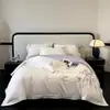 Juego de lujo de alta gama cepillado de cuatro piezas, funda de edredón bordada de algodón puro, sábana plana y sábana bajera de algodón, ropa de cama hipoalergénica para dormir sin ropa