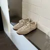 Zapatillas de entrenamiento clásicas retro alemanas súper suaves de piel de vaca para mujer, zapatillas de cordones con paneles, zapatos deportivos casuales planos de punta redonda