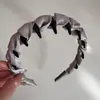 Diadema Dentada Envuelta en Satín con un Toque de Alta Gama, Lujo Ligero, Diadema Antideslizante para Lavarse la Cara, Diadema Exquisita de Corona Alta para Mujeres