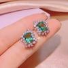 Anillo de Estilo Retro Popular Europeo y Americano Imitación Piedra Color Esmeralda Anillo de Colgante Creativo Juego de Piedra Principal