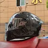 Casco de Motocicleta Certificado Nuevo Estándar Nacional para Hombres Tendencia Nacional Bluetooth Cálido de Cara Completa Cuatro Estaciones Celebridad de Internet Cuernos Personalizados
