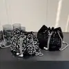 2026 Nova Bolsa Saco da Moda Estilo Coreano, Bolsa Versátil de Ombro e Transversal, Bolsa de Festa Elegante e da Moda para Mulheres