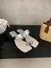 Sandalias Chuyuji de diseño estilo francés con punta cuadrada y tacón grueso para mujer, colección primavera-verano 2026, estilo vacacional suave