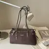 Bolso de mano de nicho estilo coreano para mujer, nueva moda 2026, simple y casual, bolso baguette de gran capacidad para el día a día