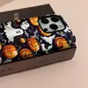 Funda de teléfono de dibujos animados Apple 18PM con tema peculiar y divertido, funda de película de doble capa para iPhone 17, venta de Halloween por tiempo limitado