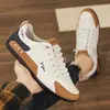 Mocasines para Hombre 2026 Nuevos Zapatos Casuales Suela Suave Cómodos de PU Zapatos para Hombre Tendencia Moda Tenis para Hombre Venta al por Mayor