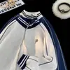 Chaqueta de Traje de Béisbol con Cuello de Contraste de Color Rayado para Hombre Otoño e Invierno Nueva Marca de Moda Retro Estilo Americano Suéter Cardigan Holgado