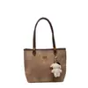 Bolsa Tote de Ombro Grande Capacidade com Textura Retrô Feminina 2025 Novo Estilo Coreano Moda Cor Contrastante Bolsa de Ombro para o Dia a Dia Tendência