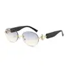 Gafas de Sol Ovaladas Pequeñas de Estilo Europeo y Americano Transfronterizas con Varillas de Metal y Borde en Forma de Abanico sin Marco Incrustado de Diamantes, Gafas de Sol Personalizadas para Mujer con un Toque de Lujo