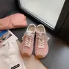 Versión de piel de vaca súper suave de las zapatillas casuales de Grape Mom con bloques de color asimétricos y diseño de cordones, zapatillas de entrenamiento alemanas para mujer, zapatillas Forrest Gump