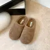 Baotou Roupa Casual Chinelos de Pelo Feminino Plus Veludo Mules Preguiçosos 2026 Fundo Plano Inverno Estilo Coreano Nova Chegada Meio Chinelos