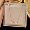 [Collar + Pulsera + Pendientes] Diseño de Nicho Personalizado Europeo y Americano Transfronterizo Conjunto de Joyería de Acero de Titanio Estilo Frío Venta al por Mayor