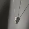 Collar Desconocido para Mujer Colgante de Doble Anillo Anillo Cruzado Estilo Famoso de Internet ins Cadena para Clavícula de Lujo Ligero de Nicho para Verano