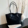 Bolsa Transfronteriza de Gran Capacidad para Mujer Otoño 2026 Nuevo Versátil Moda Hombro Único Tendencia Viaje de Negocios Retro Casual Bolsa de Mano