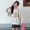 Moletom Feminino Primavera Outono 2026 Novo Estilo Crianças Estiloso Gola Redonda Manga Longa Roupas de Outono Crianças Maiores Outono Casual Solto