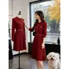 Vestido de Punto Estilo Hepburn Coreano para Mujer, Nuevo Diseño Primavera 2026, Ceñido a la Cintura, Adelgazante, Elegante Vestido Suéter para Mujer