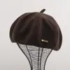 Novo boina de lã feminina para outono e inverno, chapéu de artista estiloso estilo britânico, boina versátil vintage que faz o rosto parecer menor