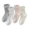 Meias com acabamento em renda estilo Miu para mulheres, de cano médio, finas, para o verão, estilo ballet, meias de algodão, meias largas, brancas, combinadas com sapatos pequenos de couro