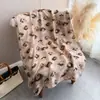 Bufanda fina de algodón y lino transfronteriza para primavera y otoño, adecuada para ir al trabajo, uso casual y versátil para diversas ocasiones.; también funciona como pañuelo para la cabeza o bufanda larga con protección solar