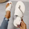 2026 Verano Nuevo Hebilla de Cinturón de Comercio Exterior Europeo y Americano de Nueva Llegada Tamaño Grande Zapatos Casuales para Mujer Planos Elegantes Sandalias de Moda para Mujer