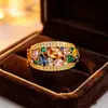 Anillo Geométrico Colorido de Zirconia de Colores Arcoíris Gota de Agua Personalizado Transfronterizo Ziyu Nicho No Desvanecible con un Toque de Alta Gama y Único