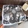 Bufanda Estampada de Seda Imitación Estilo Ecuestre Transfronteriza, Chal de Alta Gama, Pañuelo para el Cuello con Protección Solar, Pañuelo Cuadrado Pequeño, Pañuelo para la Cabeza, Bufanda para Mujer