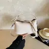 Bolsa de Balde Jeans Tendência Azul para Mulheres 2026 Nova Verão Estilo Cesta Não Repetitiva Transversal Pequena