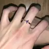 Anillo de Cadena Estrella de Cuatro Puntas Morado Sunburst Morado Aurora para Mujer, Diseño de Nicho, Sensación de Alta Gama, Anillo para Dedo Índice