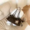 Bolso de gamuza coreano para mujer de otoño e invierno, bolso cruzado de hombro de nicho minimalista, bolso tote de gran capacidad para el día a día