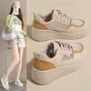 Zapatos Deportivos Casuales Transpirables de Malla 2026 Verano Nuevos Zapatos Blancos de Suela Gruesa que Aumentan la Altura Versátiles de Suela Suave Ligeros para Mujer