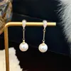 Pendientes de borla con perla y circonita en micro-pavé de lujo ligero de alta gama, aretes de botón de temperamento simples, elegantes y versátiles, estilizan el rostro