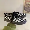 Zapatos de Lona Cuadros Blanco y Negro con Cordones Bajos Estilo Retro Casual Cuadros Estilo Hong Kong Zapatillas Originales Personalizadas para Pareja Zapatos de Hombre de Moda
