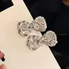 Pinza para el Cabello de Zirconia Plateada Brillante con Lazo para Mujer, Exquisita Pinza Lateral para el Cabello, Clip de Accesorios para el Cabello de Lujo Ligero de Gama Alta