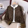 Chaqueta estilo Chanel de ante melard con estampado de leopardo para mujer, moda 2026, rejuvenecedora, nuevo top corto para primavera, otoño e invierno