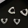 Agita los mismos pendientes de amor diseño de nicho pendientes de marea alta pendientes pendientes pendientes pendientes pendientes pendientes femeninos venta directa de fábrica