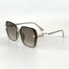 Gafas de sol de perlas con un diseño único que hacen que la cara luzca más delgada, Gafas de sol cuadradas de moda con montura de perlas estilo Chanel para mujeres con cara redonda