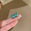Diseño Claro y Elegante, Joyería Versátil de Nicho, Collar y Aretes Cuadrados de Diamante Color Paraíba Claros para Mujer